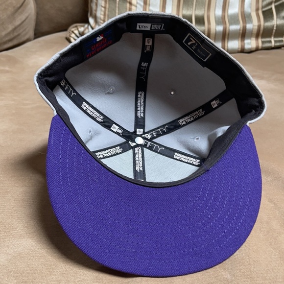 New Era Boston Purple Fitted Cap size 7 1/2 - Picture 3 of 3
